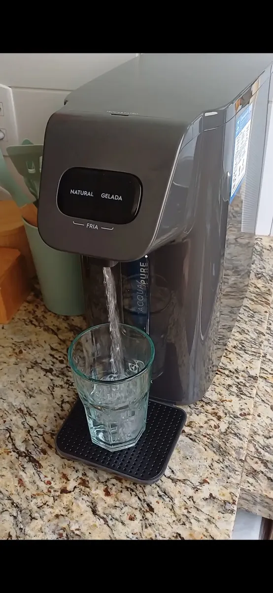 Purificador em funcionamento — Electrolux PE15X